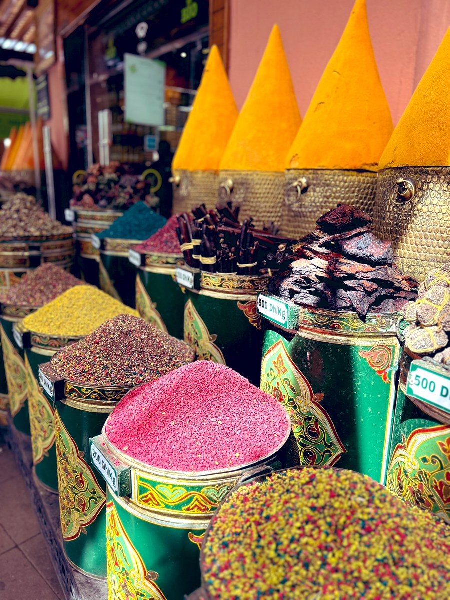 CellardEleonore's tweet photo. Scents and colours of the spices of Marrakesh ❤️ https://t.co/MAV1QI2OZQ