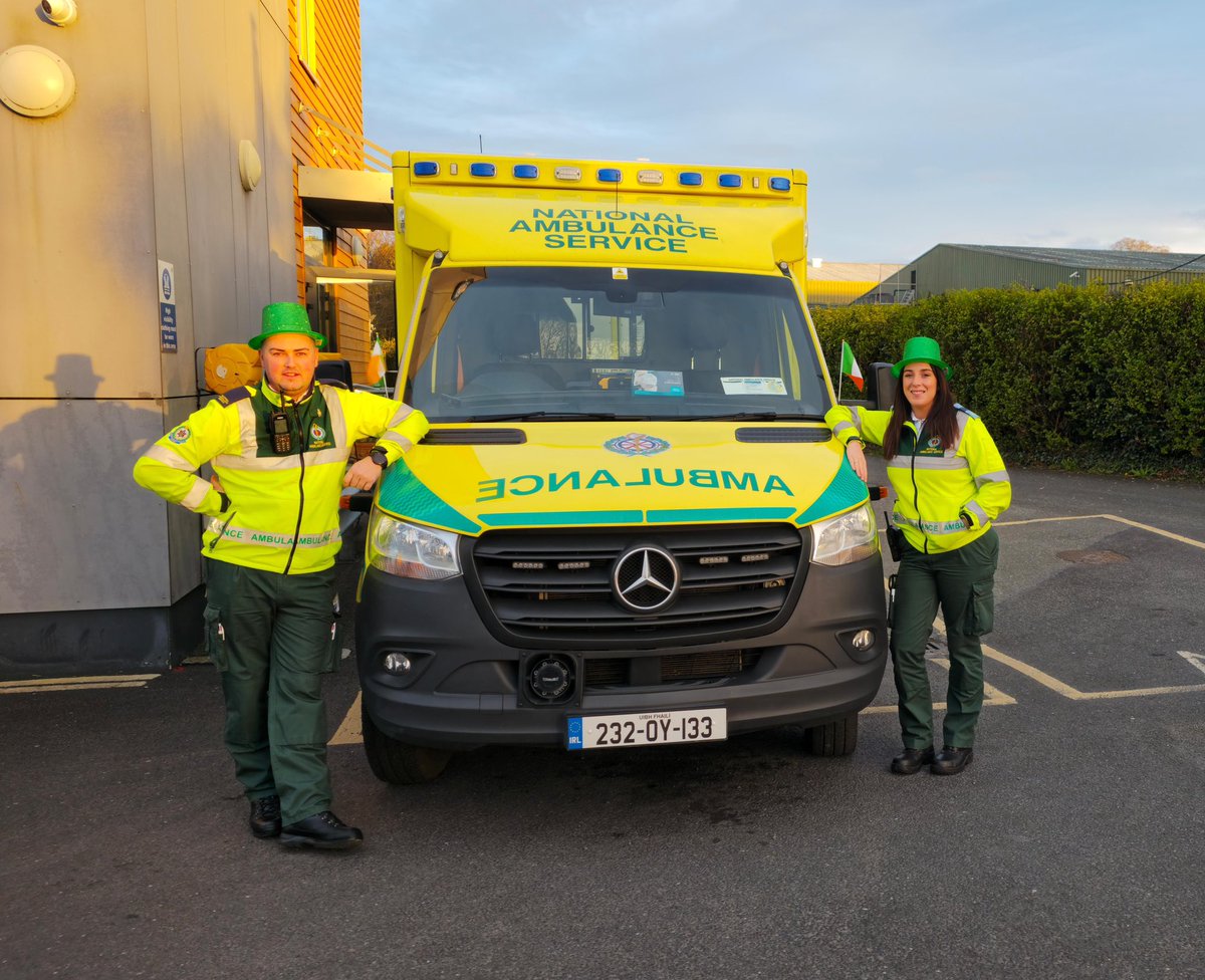 Happy St Patrick’s Day to everyone. Our first of 3 night crews have checked in and booked on. Thanks to All our crews working today and tonight. @AmbulanceNAS