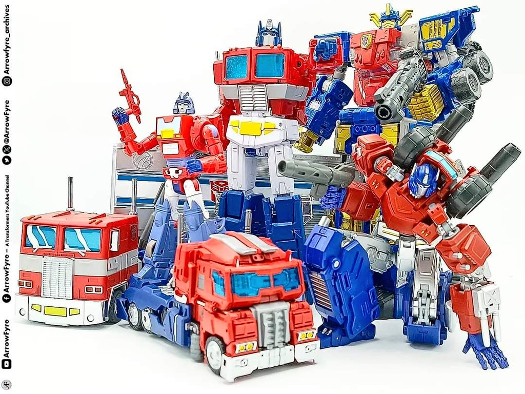 ArrowFyre's tweet photo. Prime, across the multiverse.
A lot of Optimii 📷
#Transformers #OptimusPrime #OrionPax #OptusPexus #amarda #Cybertron #MagicSquare #MP44 #TakaraTomy #Hasbro #WarDawn #Maketoys #toyphotography #toystagram #Toy #Autobots #Generation1 #G1 #toycollector #toycollection #toycommunity https://t.co/jJp9rCpQrt