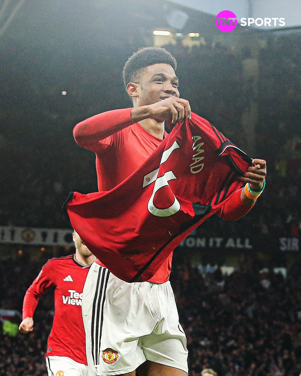 footballontnt's tweet image. Hang it in the Louvre 🖌️