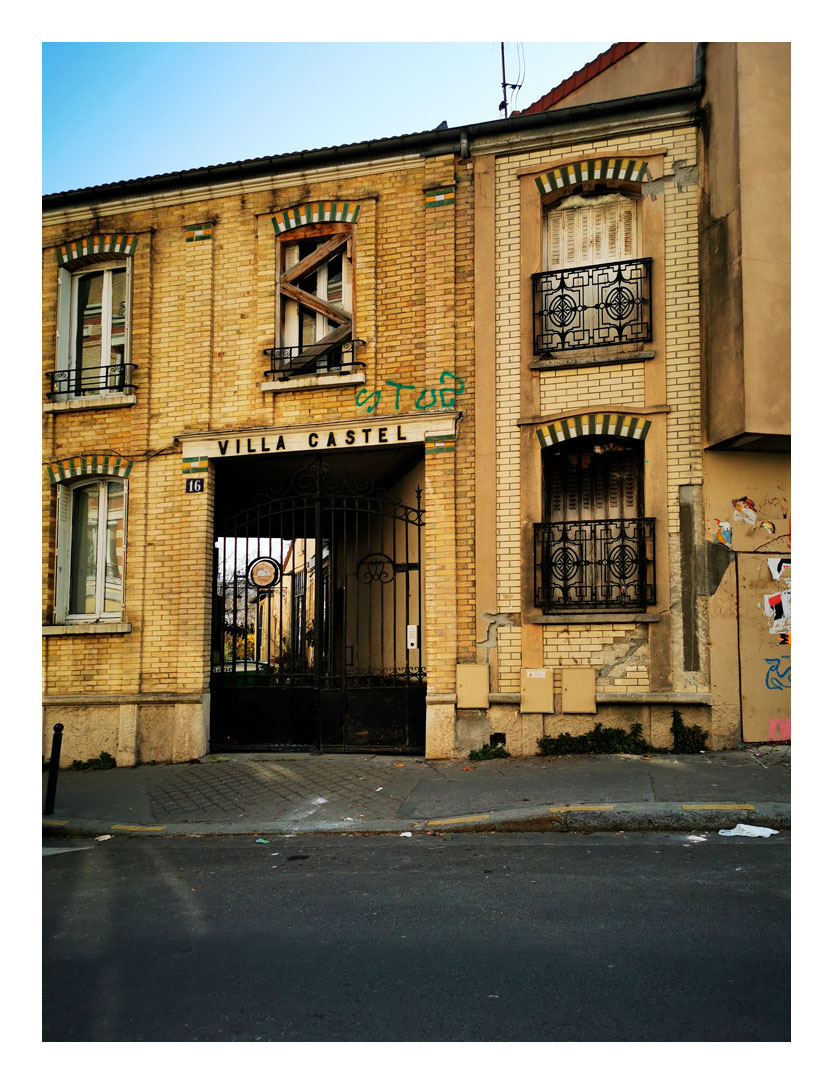 La Villa Castel, #paris20 débute rue du Transvaal et se termine en impasse. 
François Truffaut y a tourné des scènes du film Jules et Jim.