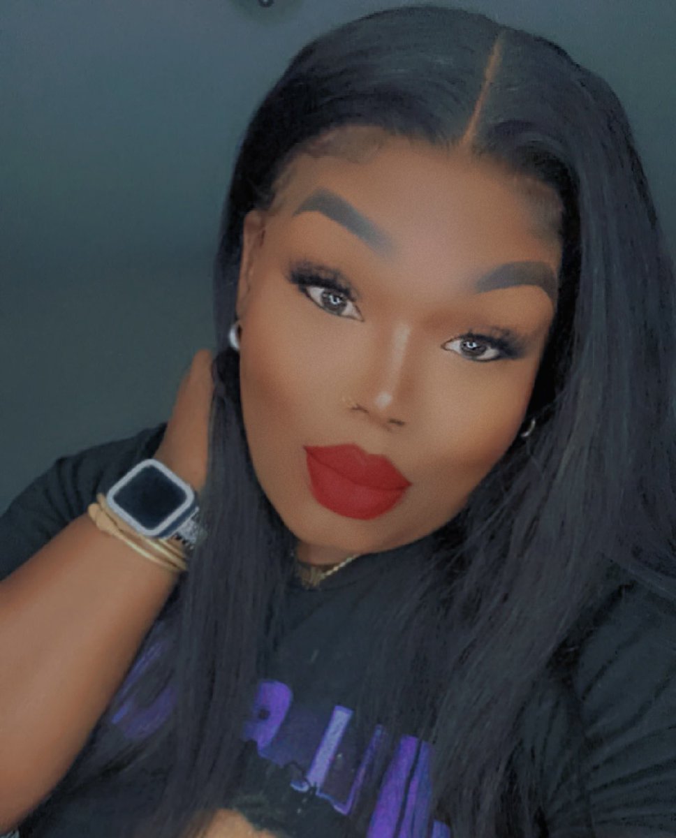 Who they came to see? Me? 😂 #StPatricksDay #TransRightsAreHumanRights #Trans #transwomen