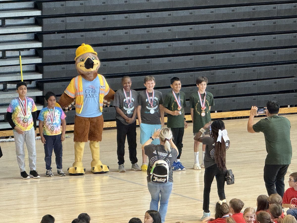 What a great group of Olympians representing yesterday at the regional #ESO Proud of the medals, ribbons, but importantly of the great time we had at the event and leading up to yesterday @scienceolympiad ⁦@STEMsally⁩ ⁦@StillElem⁩ ⁦@CobbEMCEdu⁩