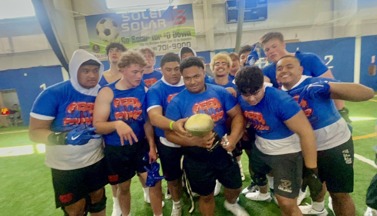 Nai_Filivao's tweet photo. Thank you @kanuch78 for Hosting a great PowerHouse 5v5 tournament! 
Took the 🏆 Home! 

Grateful for my OFFA Elite Brothers and Coaches @bcavi68, @CoachKofe @KjarEric, @CODY_GARDNER , @KolotauF , @OFFA_Academy and  @frontfiveOL!! #OFFA-ELITE💪🏽!! https://t.co/Z9YAMHaZ4O