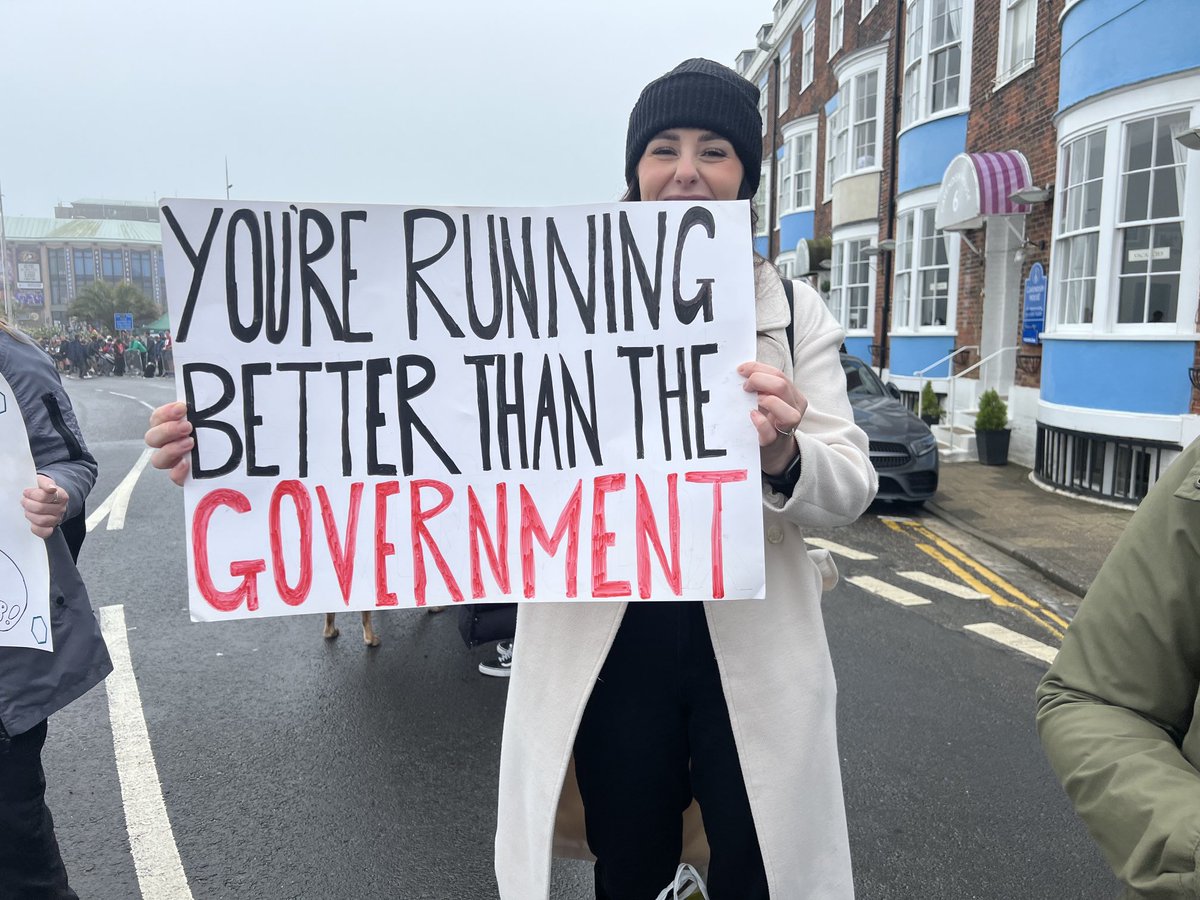 And the award for the best placard at #WeymouthHalfMarathon