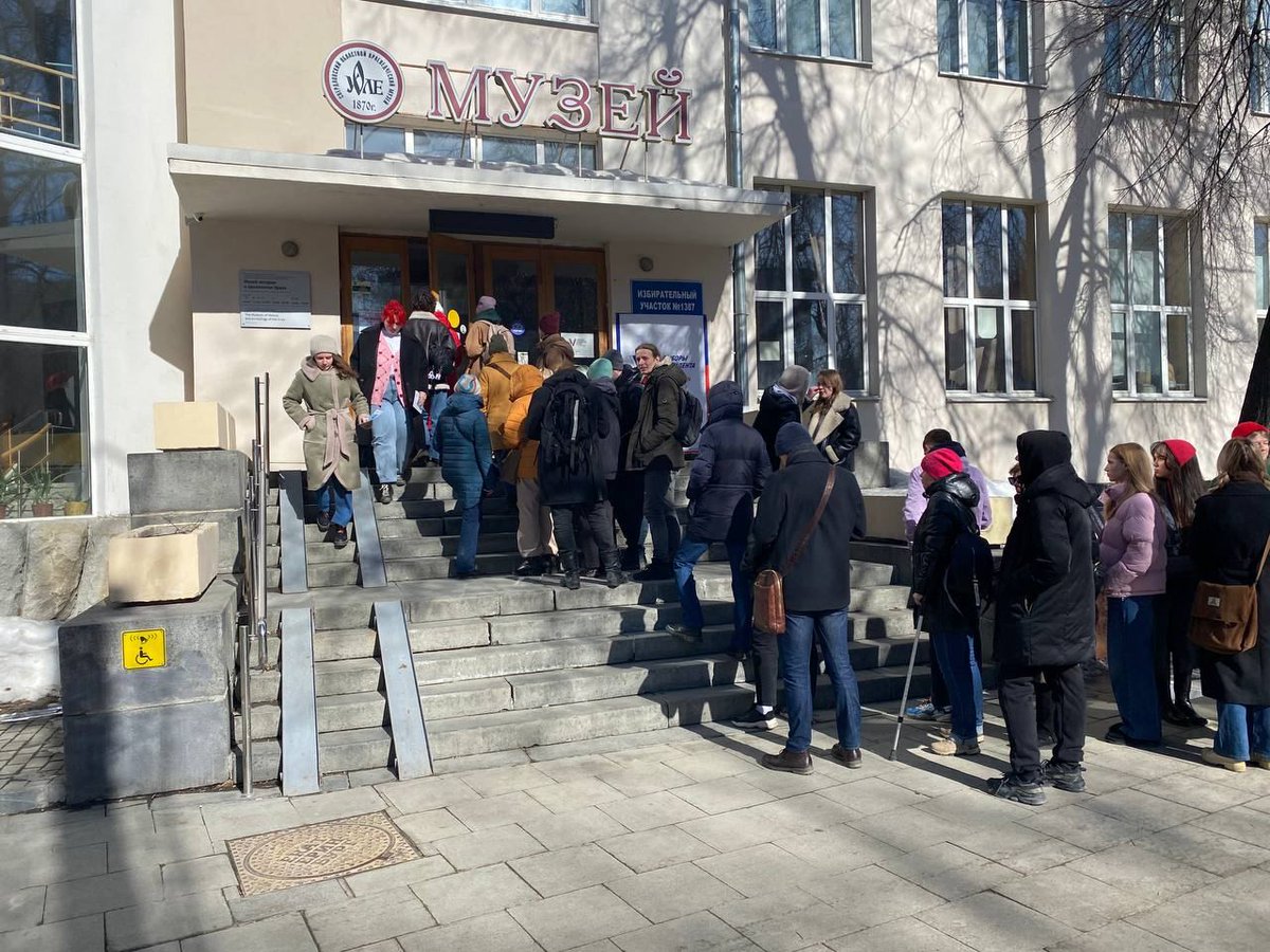 Mikhail Khodorkovsky tweet media