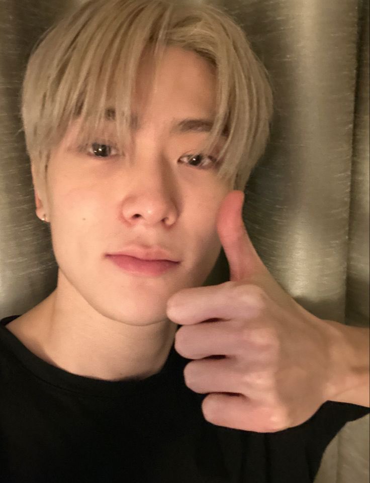 17ngei's tweet photo. G9 kub 👍🏻💤 https://t.co/pc4tpyBrUR