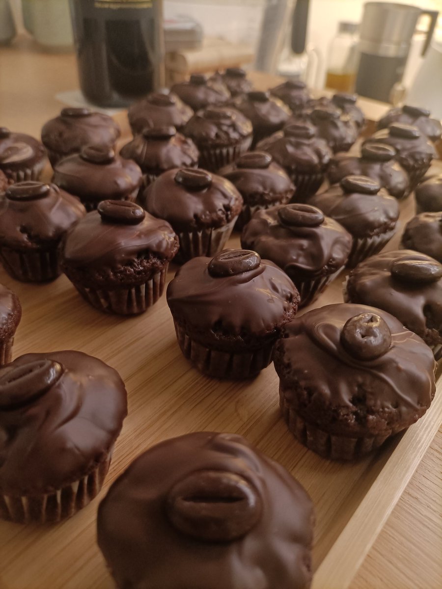 Dr. Anja Garone, RN tweet media