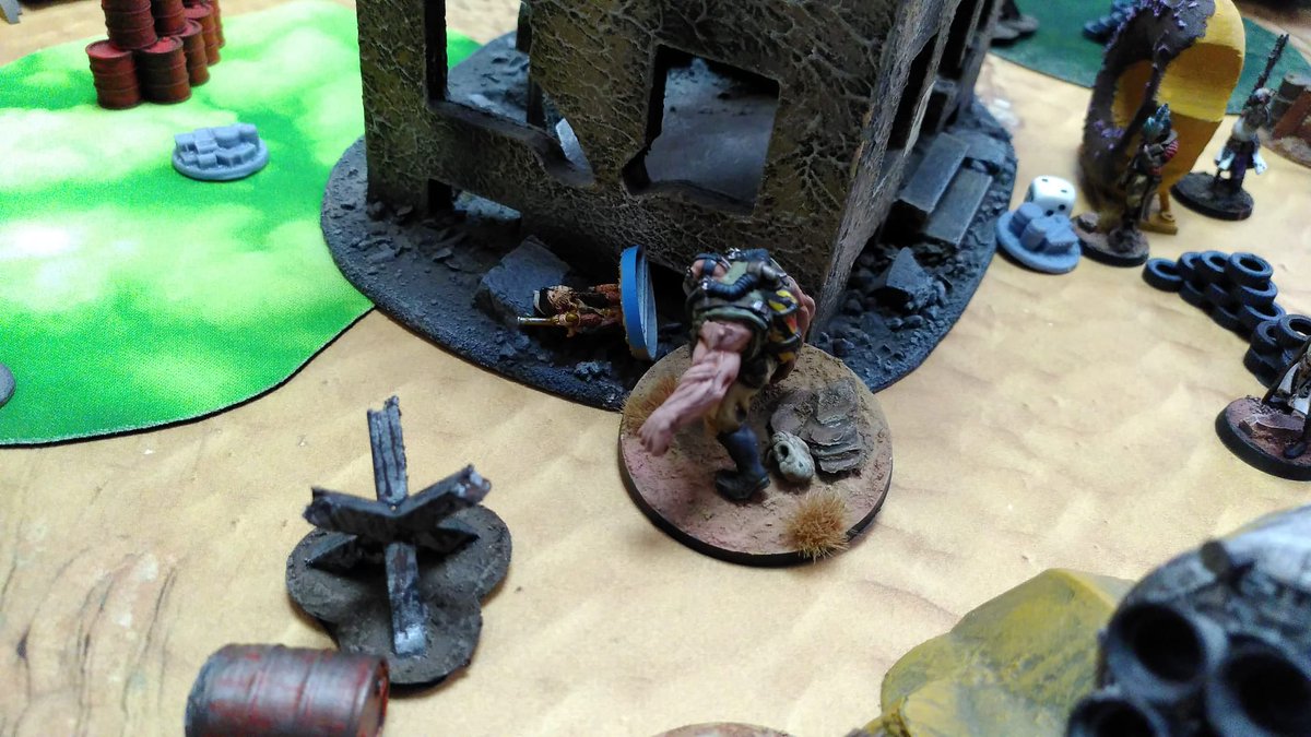 Habemus_Ludum's tweet photo. #torneoshabemusludum 
4/15
Prepárate
Cienes y cienes de instantáneas del torneo de ayer. Sólo para gente con un ratejo y ganas
#PunkHabemus
@Punkapocalyptic #punkapocalyptic #Punka #BadRollGames #MadMax #wasteland #ElPáramo #Apocalypse #postapocalypse #AlcaláDeHenares #wargaming https://t.co/fViGo5BpSd