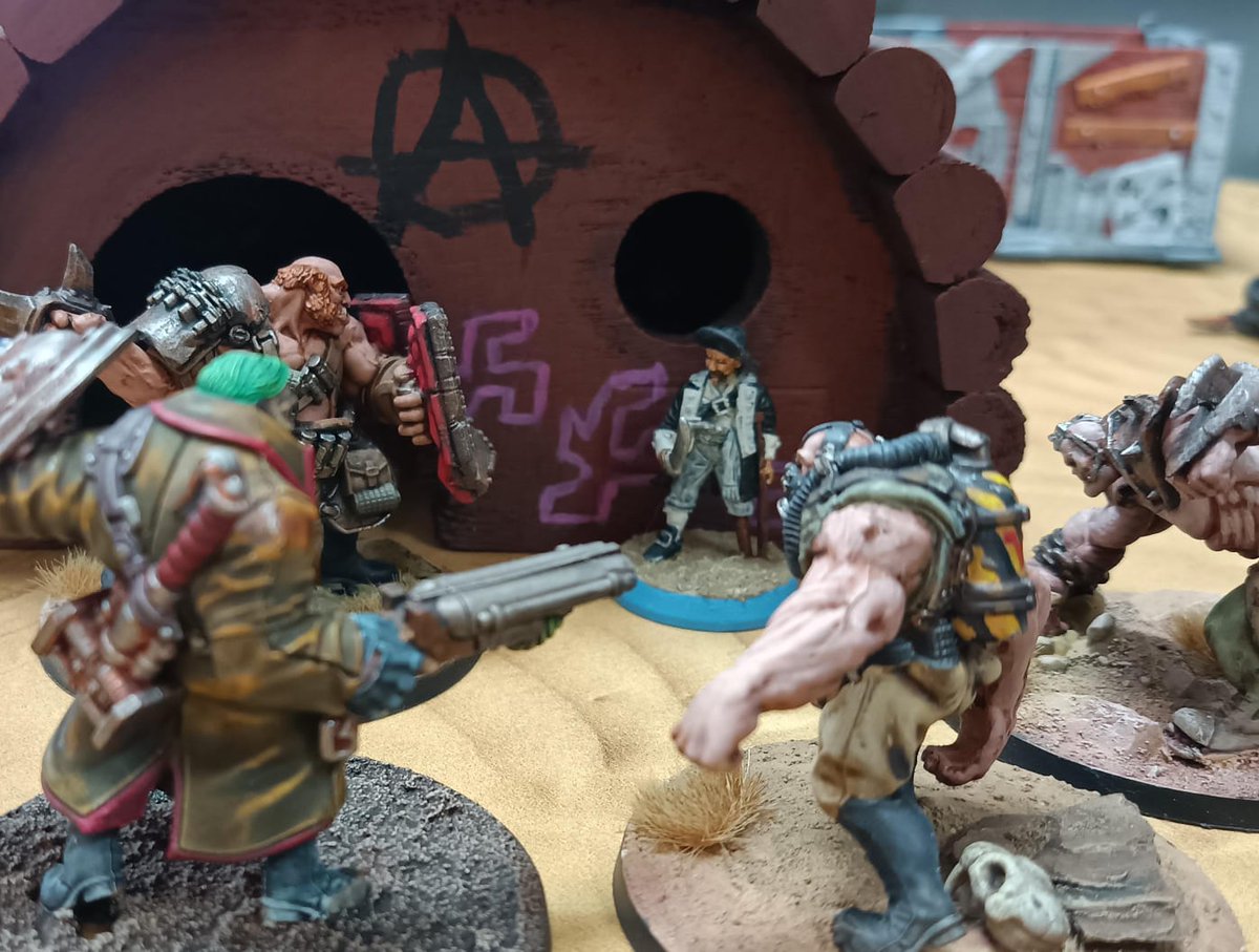 Habemus_Ludum's tweet photo. #torneoshabemusludum 
10/15
Prepárate
Cienes y cienes de instantáneas del torneo de ayer
Sólo para gente con un ratejo y ganas
#PunkHabemus
@Punkapocalyptic #punkapocalyptic #Punka #BadRollGames #MadMax #wasteland #ElPáramo #Apocalypse #postapocalypse #AlcaláDeHenares #wargaming https://t.co/X1A3oQmL1g