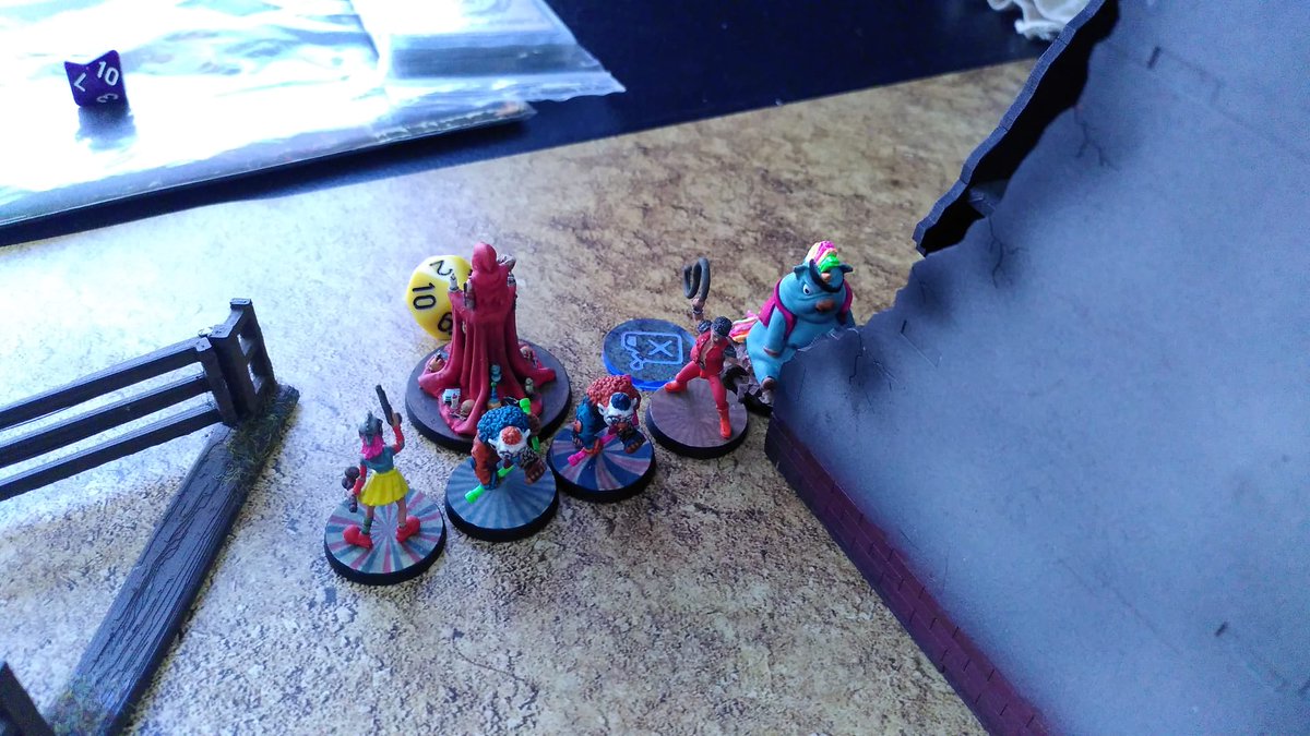 Habemus_Ludum's tweet photo. #torneoshabemusludum 
12/15
Prepárate
Cienes y cienes de instantáneas del torneo de ayer
Sólo para gente con un ratejo y ganas
#PunkHabemus
@Punkapocalyptic #punkapocalyptic #Punka #BadRollGames #MadMax #wasteland #ElPáramo #Apocalypse #postapocalypse #AlcaláDeHenares #wargaming https://t.co/p3i2JgZw9d