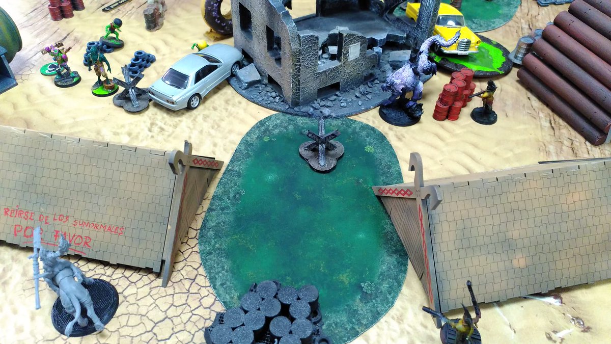 Habemus_Ludum's tweet photo. #torneoshabemusludum 
11/15
Prepárate
Cienes y cienes de instantáneas del torneo de ayer
Sólo para gente con un ratejo y ganas
#PunkHabemus
@Punkapocalyptic #punkapocalyptic #Punka #BadRollGames #MadMax #wasteland #ElPáramo #Apocalypse #postapocalypse #AlcaláDeHenares #wargaming https://t.co/kWa25FtwNG