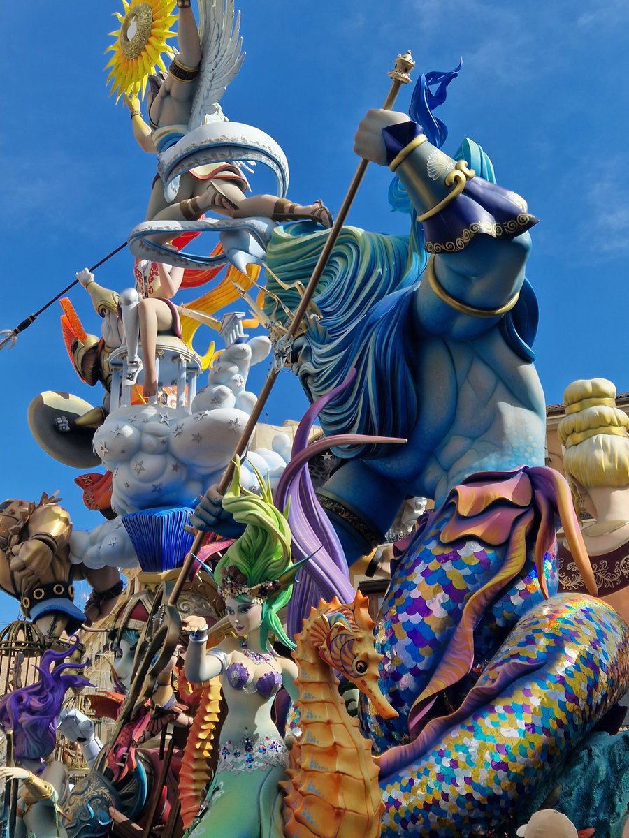 _VivaValencia's tweet photo. Fallas Valencia 2024. Es ist wieder Zeit zu feiern! 🔥 Bis 19. März .

#Fallas24 #FallesUnesco
#VibraConValencia https://t.co/JTCabGjgHt