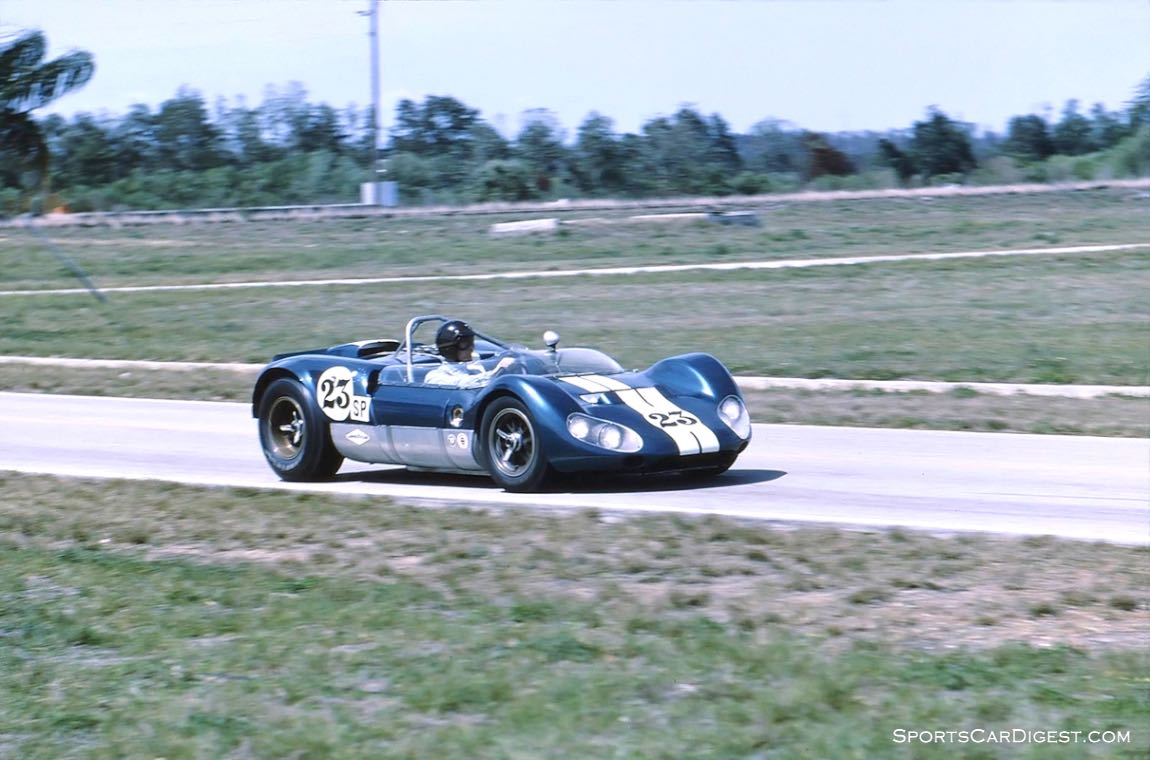 @jlcooke99 @jgurney36 @sebringraceway Great shot Jim. Let me add Jim that this was the first race for the newly formed All American Racers (AAR). With co-driver Jerry Grant, Dan used his much modified Lotus 19 to place 5th on grid behind much more modern Chaparrals (1+2) and Ford GTs (3+4). Note Phil Hill next to Dan