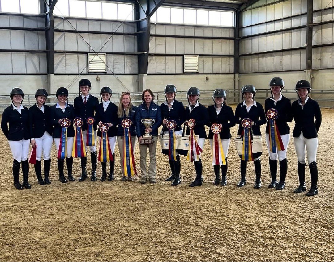 🏆E&H @GoWasps @EHCEquine WINS REGION H FINALS🏆 For the 22nd straight year, E&H took home the Region H Champion title, advancing us the the 2024 IDA National Championship in Tryon, North Carolina in April. 🏆💙💛 #ehequine #intermontequestrian #bbmf #stingersup #ringszn #ida