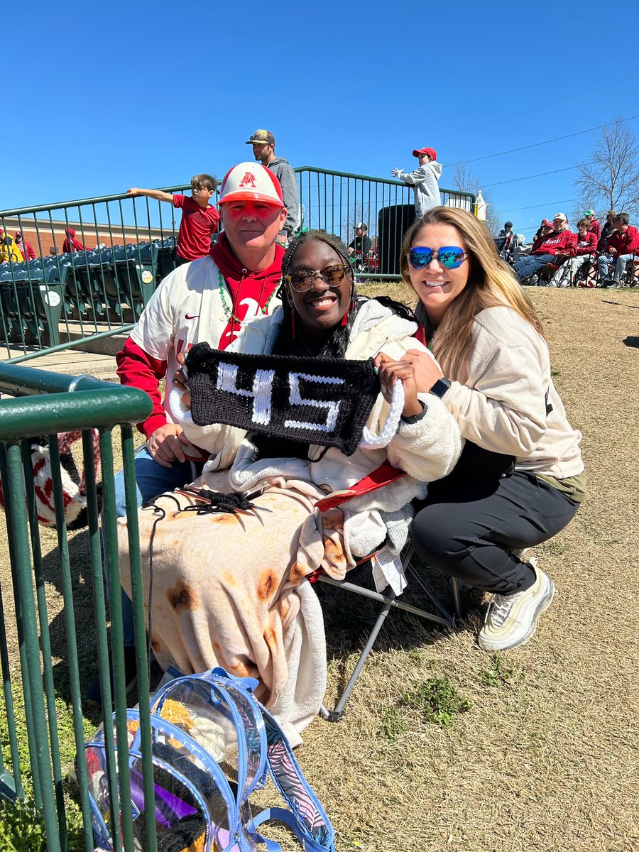 chasity_gould03's tweet photo. Thank you @Knit_At_Baum AKA Christian for my #45!! @briangould191 @GageWood_14 #thisisbaseball https://t.co/KR4pPHpToN