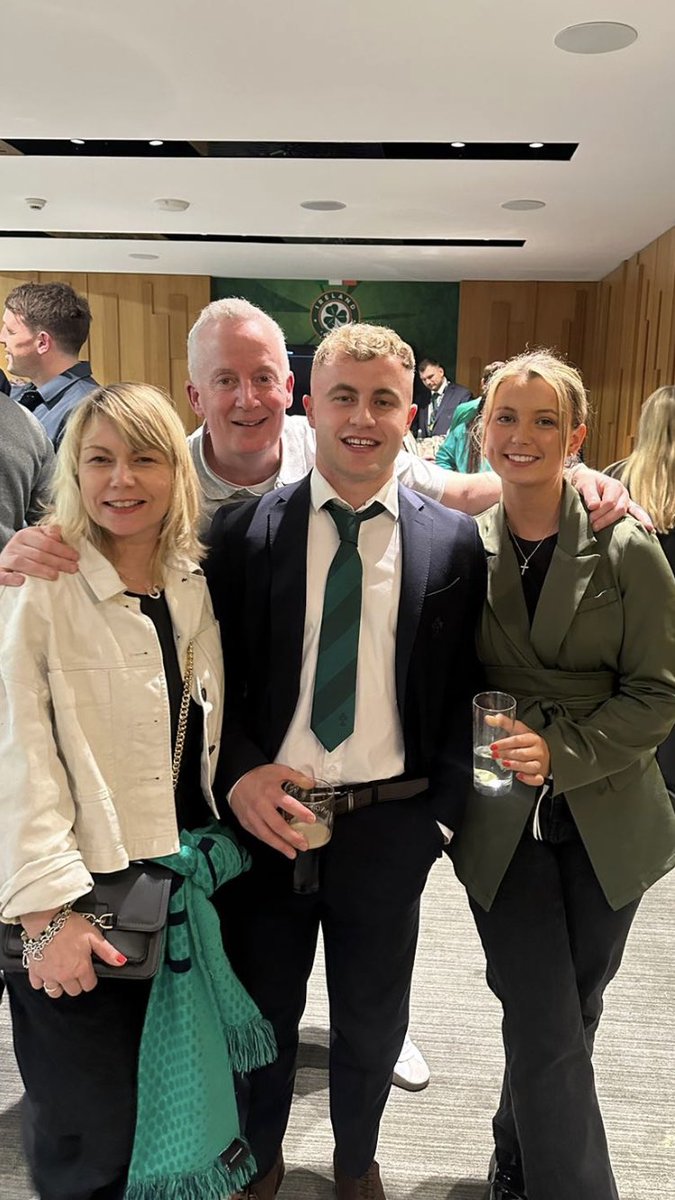 Happy #o birthday to the one and only <a href="/SineadLawlerca1/">Sinead Lawler casey</a> ❤️❤️