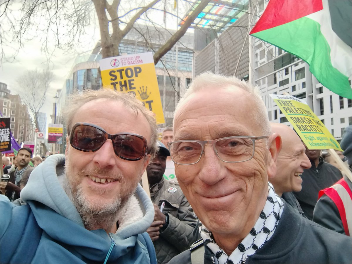 Great atmosphere on UN Anti Racism Day demo yesterday - real anger and defiance! #Solidarity #RefugeesWelcome #ReinstateDianeAbbott #StopThe Hate #HouseAgainstHate