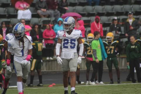 JakellAdkins42's tweet photo. After a great conversation with Coach Taylor #AGTG Blessed to receive offer from Brevard College🔵⚪️ https://t.co/iSpEAZojCE