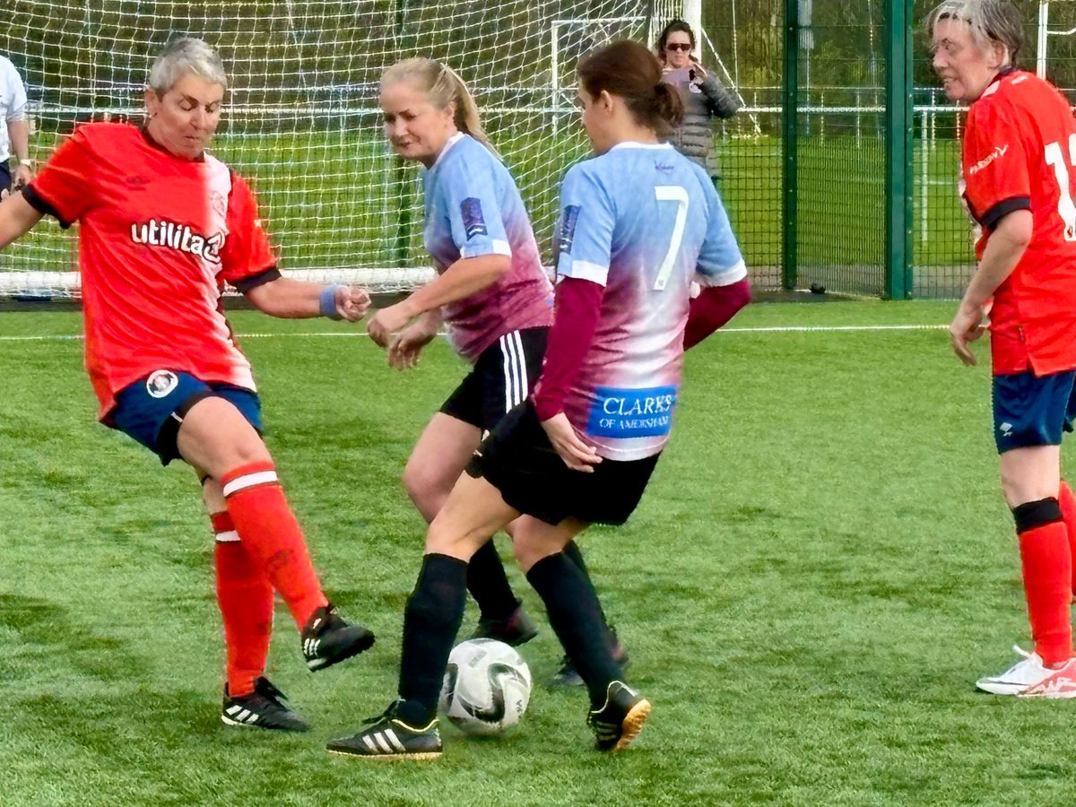 cheshamutdlfc's tweet photo. Well done to our walking footballers in the Herts Women’s Walking Football League today. 4 wins from 4 and 4 clean sheets. 💥 👏🏼👏🏼. #HertsWWFL https://t.co/2BCpfXhW8R