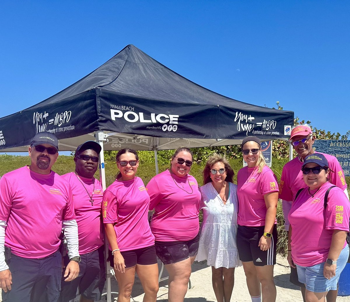 Alina T. Hudak tweet media