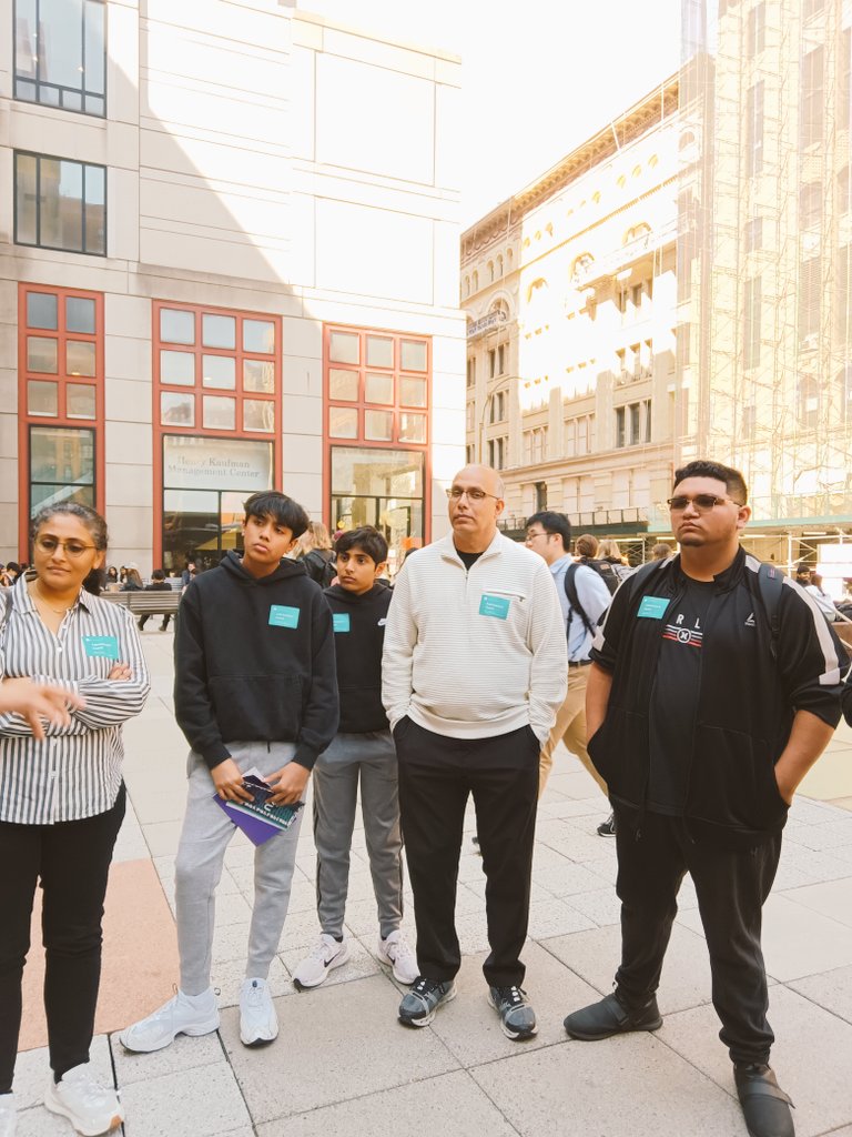 MariaJonCande's tweet photo. First College Tour: NYU 🗽 https://t.co/AOwanWpigw