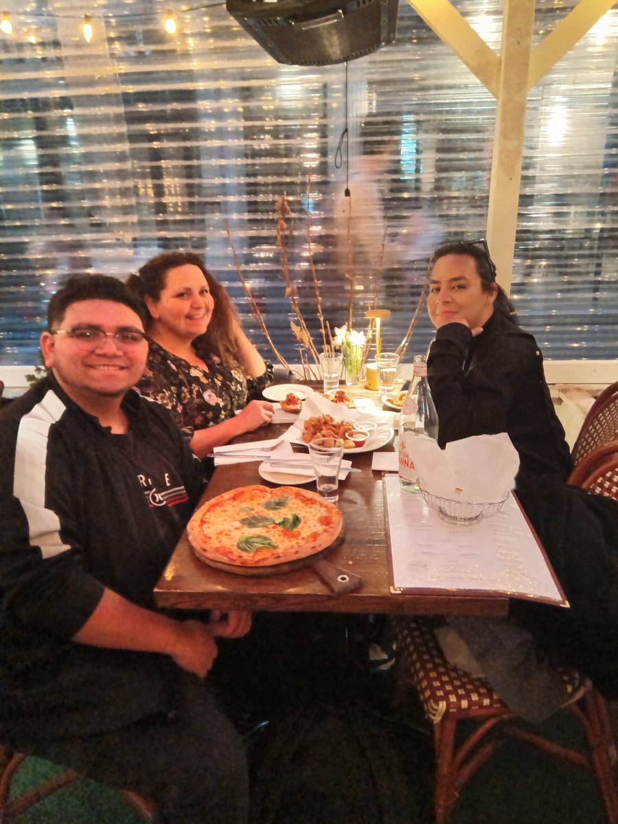 MariaJonCande's tweet photo. Enjoying dinner in Little Italy https://t.co/acxK9AROM1