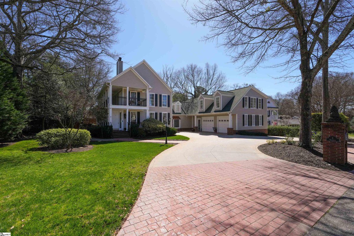 MissMetaverse.eth tweet media