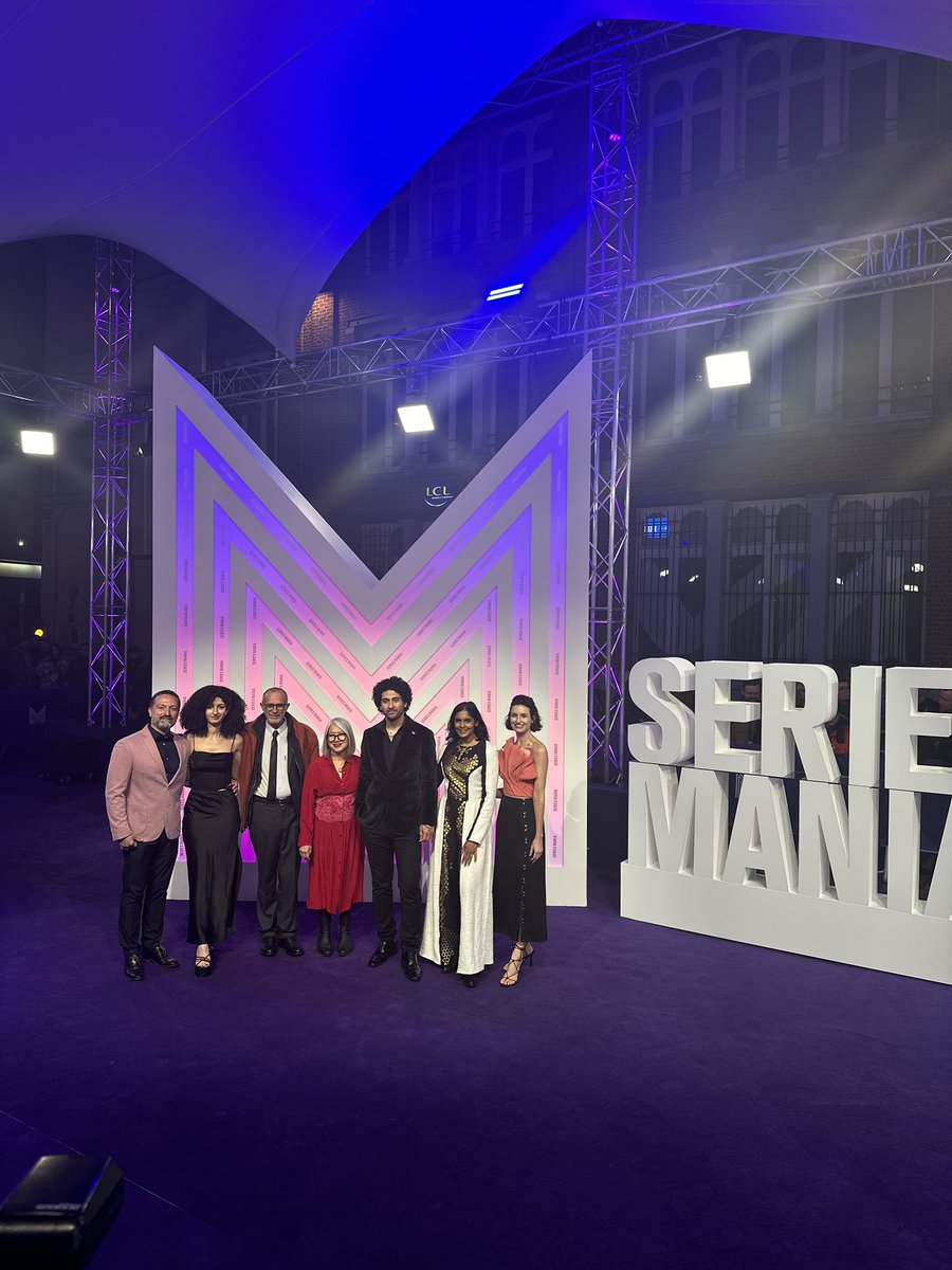 FestSeriesMania's tweet photo. #HouseOfGods en #CompétitionInternationale ouvre le bal ✨
L’équipe de la série est représentée ce soir par #OsamahSAMI, #KamelELBASHA, #MaiaABBAS, #ShahinSHAFAEI, #DebbieLEE, #SheilaJAYADEV et #BreeAnneSYKES
#SeriesMania https://t.co/ogQabyuLnu