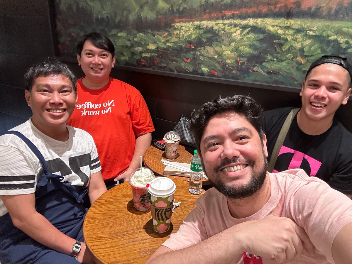 Paco_me3's tweet image. Together again , like we never skipped a beat 😊 #minireunion