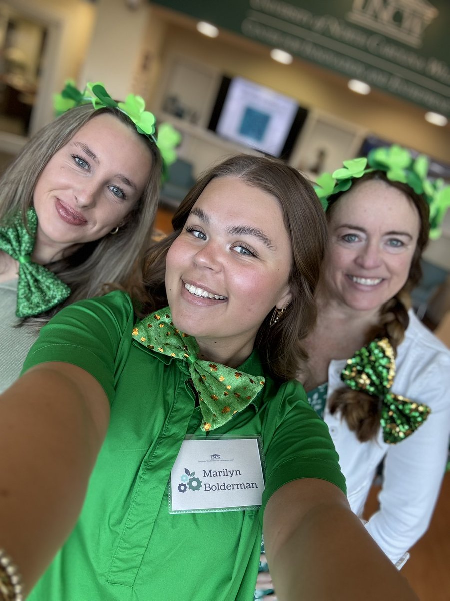 8:30AM enthusiasm for EcoInnovate Weekend Day3! Happy St Patrick’s Day! Good luck 🍀 to the finalists! 🥳 #ilovemyjob <a href="/UNCW_CIE/">UNCW Center for Innovation & Entrepreneurship</a>