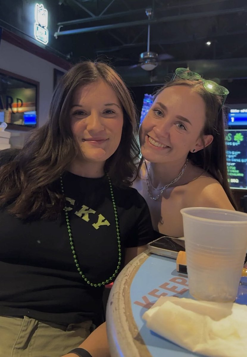 madsmonahan's tweet photo. 10 year difference 🥺 @taygriffith18 https://t.co/l7UPkzgfZV