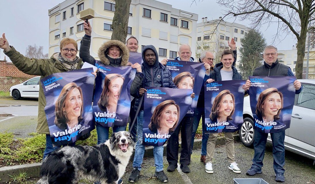 DP_LeParti's tweet photo. Sur le terrain ce dimanche avec l'ensemble de la majorité pour #PorterLEurope et défendre le bilan de @RenewEurope !
Le 9 juin, nous avons #BesoinDEurope 🇪🇺🚀 https://t.co/oBraaCggNo