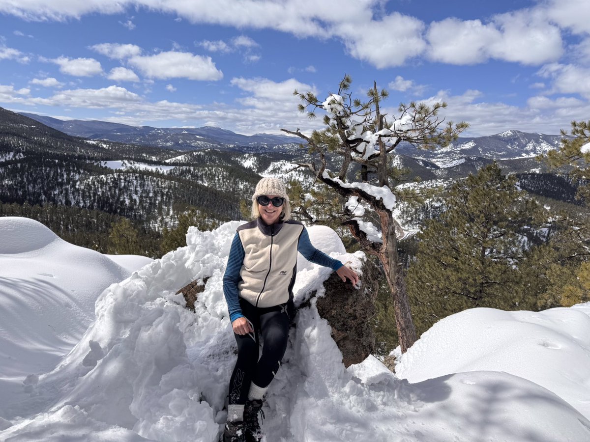 sci_tech2's tweet photo. Rocky Mountain 8000ft 👋 high. Here in Denver for #NARST2024 https://t.co/4EV8nUgPlE