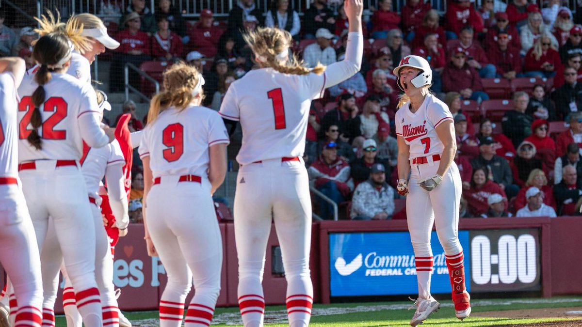 Karli Spaid broke the record for most home runs by a player outside the Power Five. 

Spaid got to 84 in just 190 games. 

<a href="/MiamiOH_SB/">Miami Softball</a> x <a href="/KarliSpaid/">Karli Spaid</a>

🔗 d1softball.com/daily-dozen-sa…