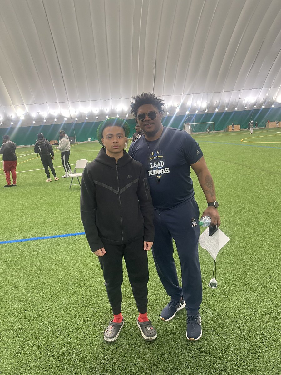 Dre Gissendanner (@dregissendanner) on Twitter photo I want to thank <a href="/FigurskiAD/">Eric Figurski</a> and <a href="/LegacyLouAdams/">Louis Adams</a> for day 1. Can’t wait for day 2 to showcase my talents. I won’t disappoint. #jucoproduct I want to thank <a href="/FigurskiAD/">Eric Figurski</a> and <a href="/LegacyLouAdams/">Louis Adams</a> for day 1. Can’t wait for day 2 to showcase my talents. I won’t disappoint. #jucoproduct