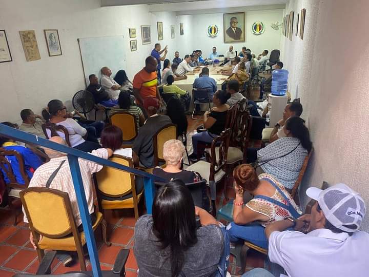 MarronSec's tweet image. Este es el verdadero equipo @CES_MirandAD de la mano de nuestro secretario general @ADIsraelHerrera comprometido con un cambio en vzla Por un candidatura unica la cual apoyaremos @ActivismoMir21 @ADMichelUgueto @CEM_CristobalRo #LasBasesDeciden