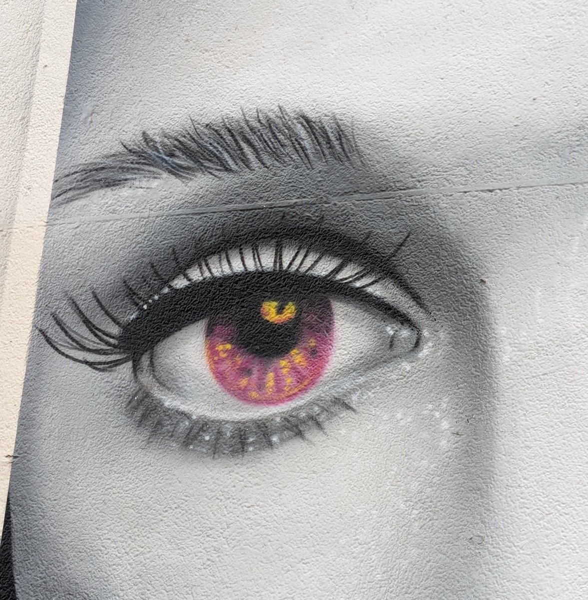 Pili_stage's tweet photo. Jeux ❤️
Graffiti a Bordeaux.
#Bordeaux #Burdeus #Burdeos https://t.co/OG17o5Dq35