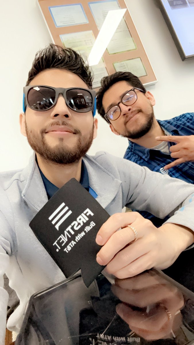 damian39w's tweet photo. Out with jay connecting our new graduating first responders to the @FirstNet network. We appreciate the hard work you all do and look forward to developing relationships to help you stay connecting when it matters most #FirstNet #goalreaching #Police #GLM #ATT #Crestwinning https://t.co/J4m6SUuSqy