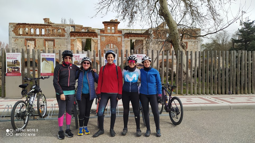 mymarpe's tweet image. Ayer hicimos la primera Quedada de mujeres con motivo del 8 de marzo, se nos hizo un día fenomenal, ellas fueron las protagonistas y el recorrido muy tranquilo. 
#solanomola
#RFEC
#QuedadasWomeninBike l #CiclismoFemenino #WomeninBike #8M #DíadelaMujer" #Valladolid #castillayleon