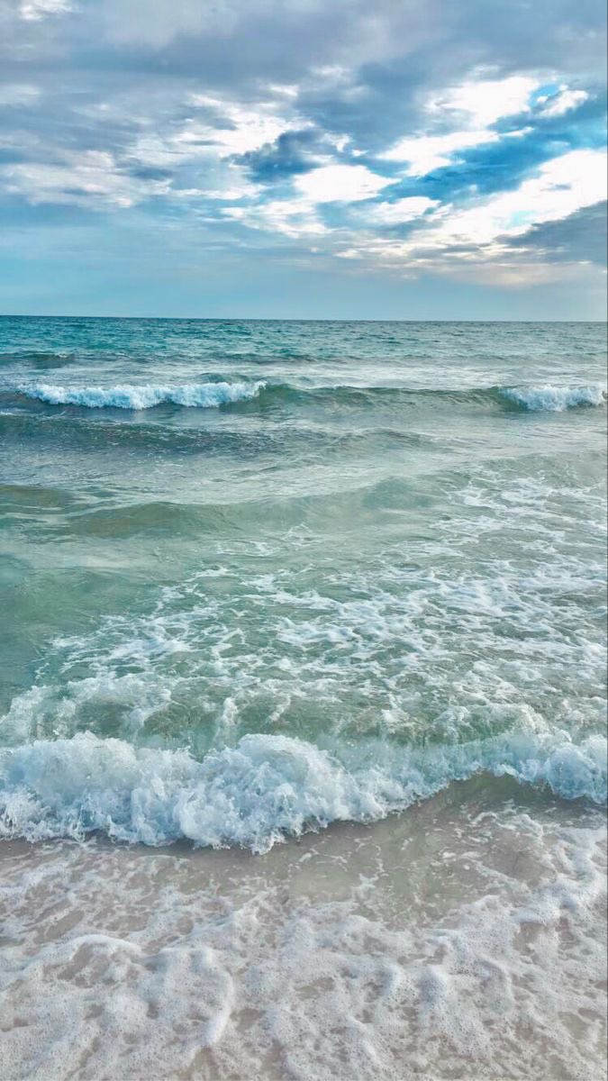 tommy00097's tweet photo. Nice sea breeze https://t.co/Ucix4O0EQg