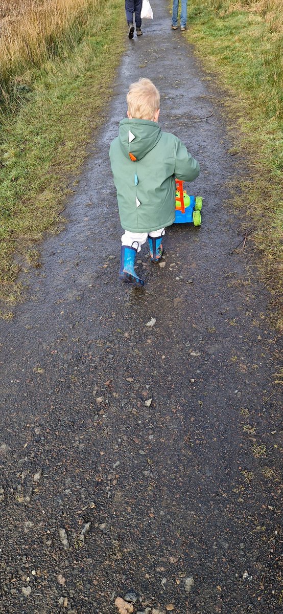 Had a good weekend at glenrothes  but I'm absolutely knackered driving 230  miles All together, for only passing my test in December I'd say that's an achievement <a href="/AMBRSurreth/">That Country Dad</a> <a href="/aitken1970/">EPilot007</a>