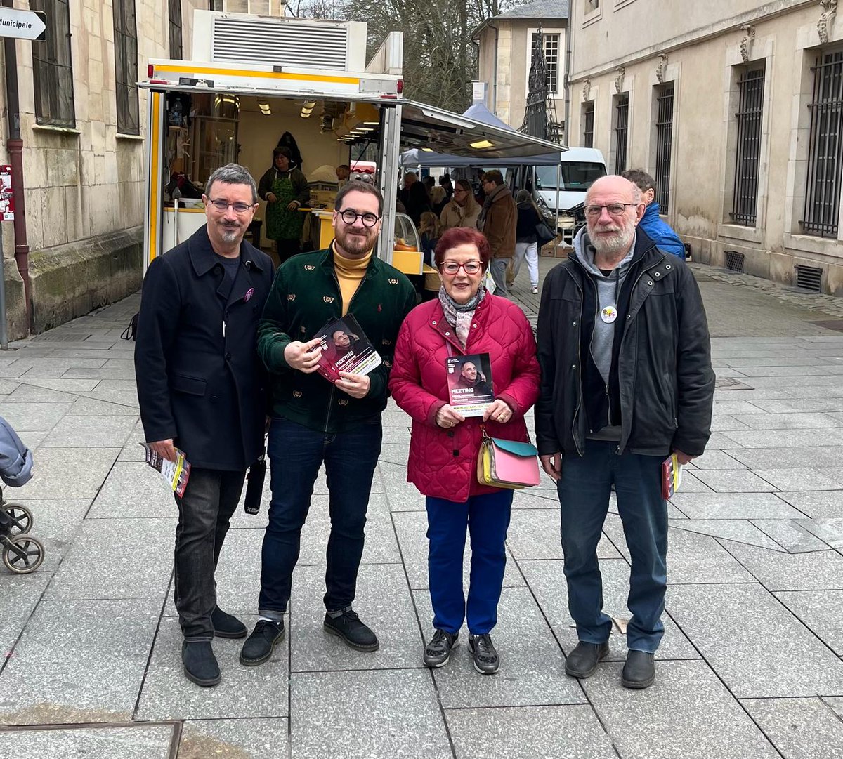 Tout le week-end les socialistes de Nancy étaient à votre rencontre pour vous présenter la candidature de @rglucks1 aux élections européennes. Rendez-vous le 𝐌𝐞𝐫𝐜𝐫𝐞𝐝𝐢 𝟐𝟕 𝐌𝐚𝐫𝐬 𝐚̀ 𝟐𝟎𝐡,𝐒𝐚𝐥𝐥𝐞 𝐝𝐞𝐬 𝐟𝐞̂𝐭𝐞𝐬 𝐝𝐞 𝐆𝐞𝐧𝐭𝐢𝐥𝐥𝐲, en présence de @rglucks1 !