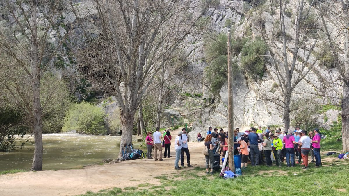 PICPublicos's tweet photo. Éxito del movimiento caminero @PICPublicos @ecologistas @fedme_es que ha llevado la defensa de los caminos públicos y vías pecuarias a más de medio centenar de pueblos a nivel estatal

https://t.co/wcqURikhZO https://t.co/FZ38DjU3kg
