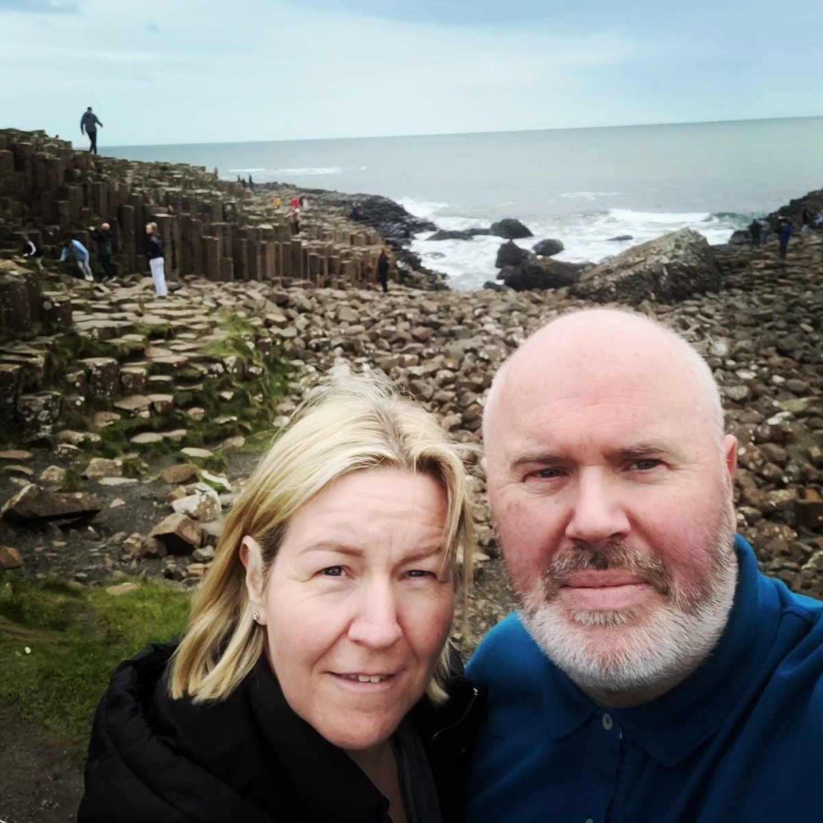 bscpensioner's tweet photo. Only in the door from a brilliant road trip up the road to the Giant Causeway with the Boss Woman @emmaryan74_ if you haven't been definitely worth a trip ☘️☘️☘️
#Ryans
#Ruddells
#Family
#MsLoyal
#BossWoman
#DirectorOfFootball
#RoadTrip
#StPatricksDay https://t.co/JmyHRIdGQZ