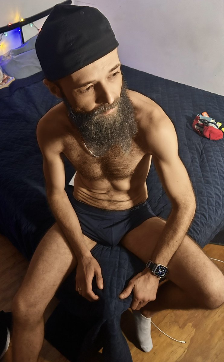 @ziet001 for more #hairy  #sydneygay #hung