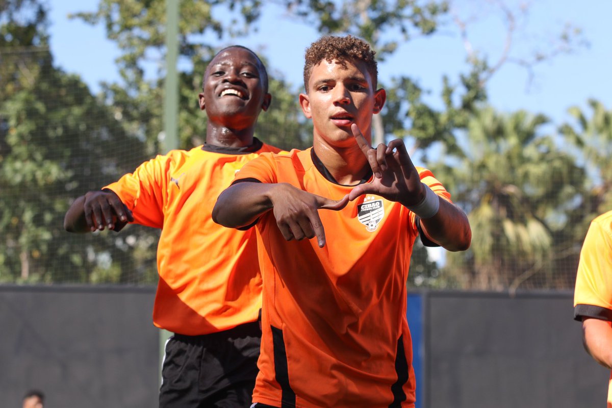 CibaoFC's tweet photo. #Prejuvenil | ¡GOOOOL de Disla! ⚽️🔥
#RealDeportivo 0-1 #CibaoFC https://t.co/SVAhflGTmJ