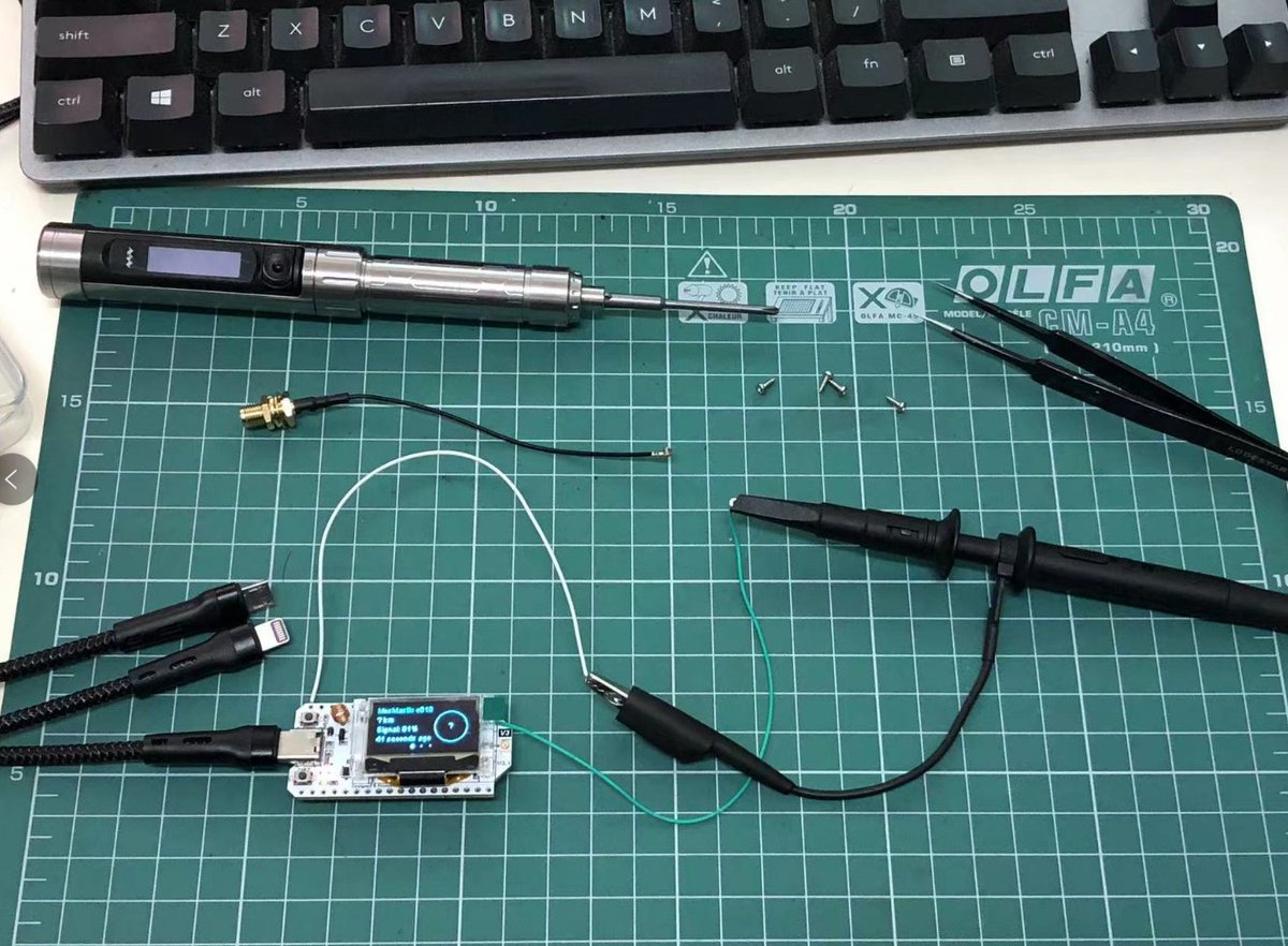 bd7pa's tweet photo. HelTec V3 for LoRa TX send signal. #Meshtastic
When RF is sent, it is a high-level signal (DC: 0.9V), green line, which can be used to drive an external power amplifier. As a HAM, you know how to use it.
#heltec #heltecv3 #lora #hammesh #hamradio #amplifier #mods https://t.co/lsysWdd8aV