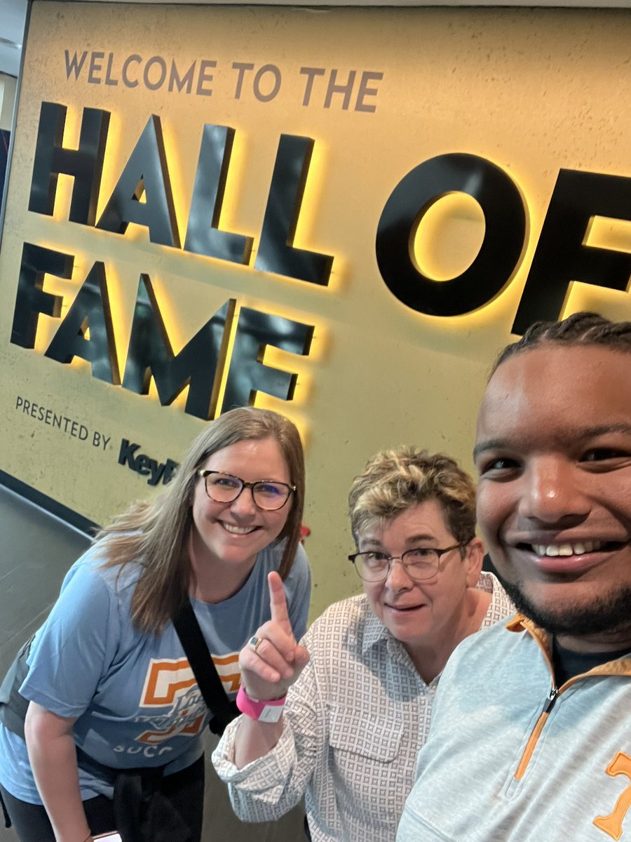 Dimetri Brandon (@dimetri_brandon) on Twitter photo I had a rock and roll time🎸at #SHAPECleveland! It was a great experience giving my first oral presentation as a PhD student.
Congrats to <a href="/KipWebsterPhD/">Dr. Kip Webster</a> on being selected as a SHAPE fellow! You are a rock ⭐️! @UTKCEHHS <a href="/UTKGradSchool/">UT Graduate School</a> <a href="/KRSSutk/">KRSS UTK</a> I had a rock and roll time🎸at #SHAPECleveland! It was a great experience giving my first oral presentation as a PhD student.
Congrats to <a href="/KipWebsterPhD/">Dr. Kip Webster</a> on being selected as a SHAPE fellow! You are a rock ⭐️! @UTKCEHHS <a href="/UTKGradSchool/">UT Graduate School</a> <a href="/KRSSutk/">KRSS UTK</a>