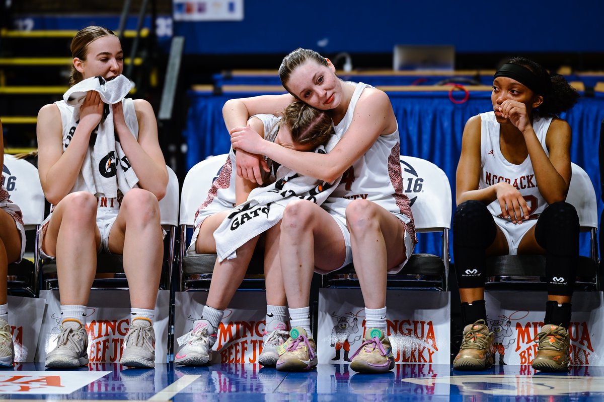 Photos from the KHSAA Girls State Championship game, @ValkyriesBBall vs. @LadyStangsBall available at the link below: camanderson.smugmug.com/KHSAA-Girls-Sw…